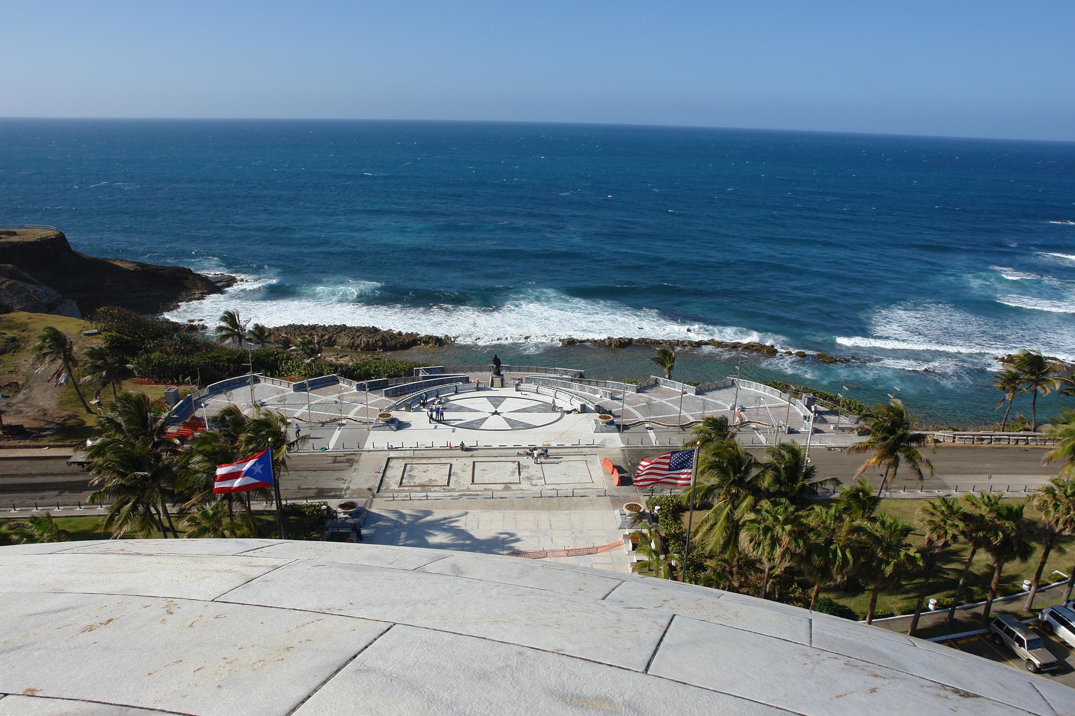 Capitolio de Puerto Rico - San Juan (Puerta de Tierra) - 2011 00107